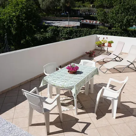 公寓 Terrace Sarola